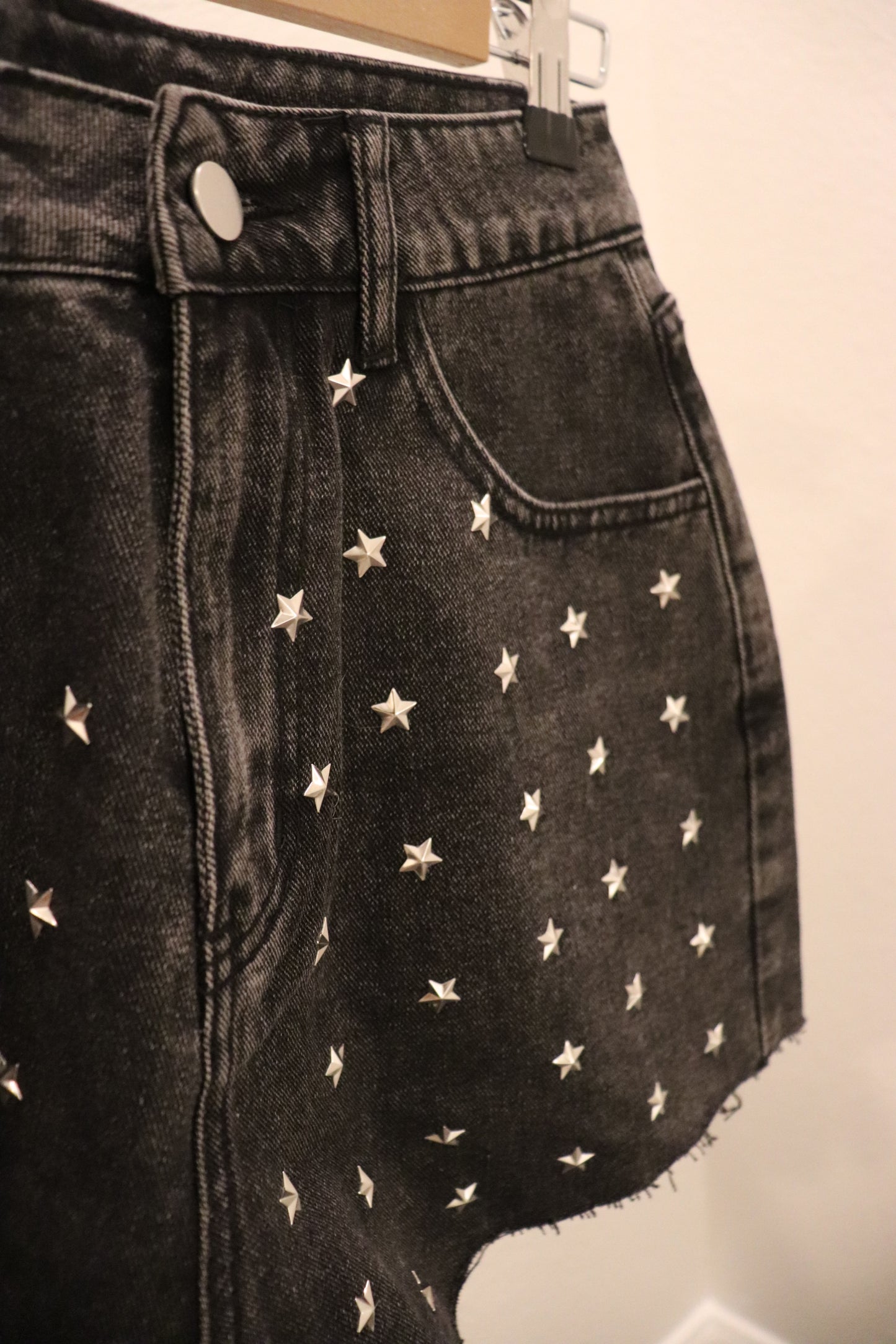 Wendy studded shorts