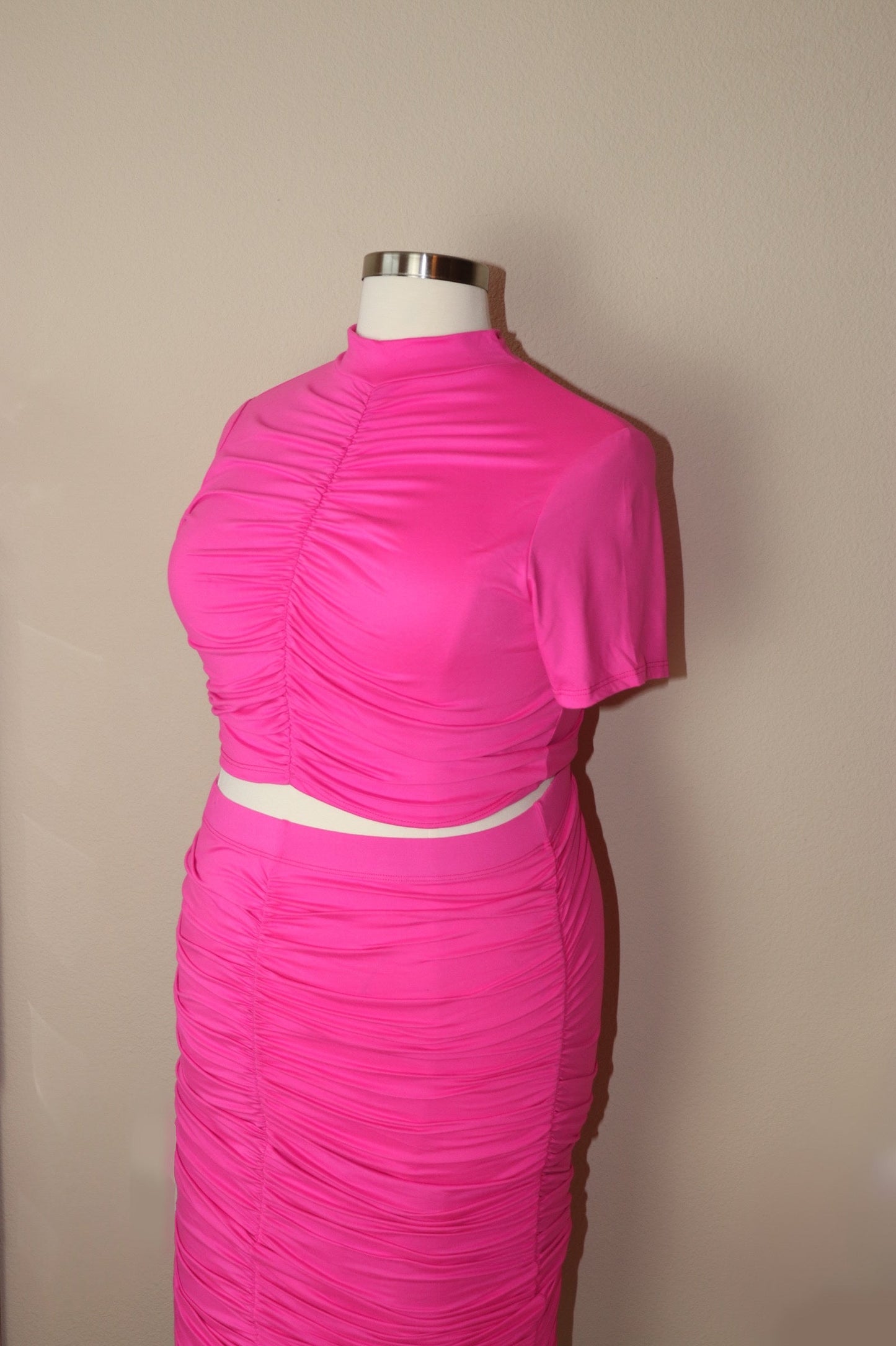 Julie - Pink plus size skirt