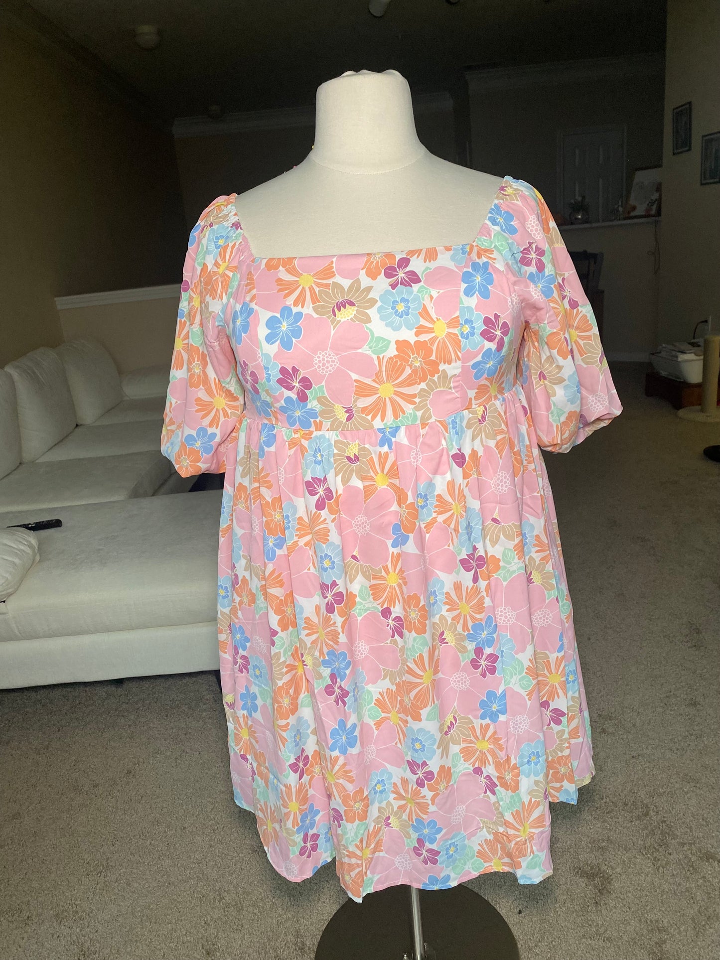 Floral short plus size dress