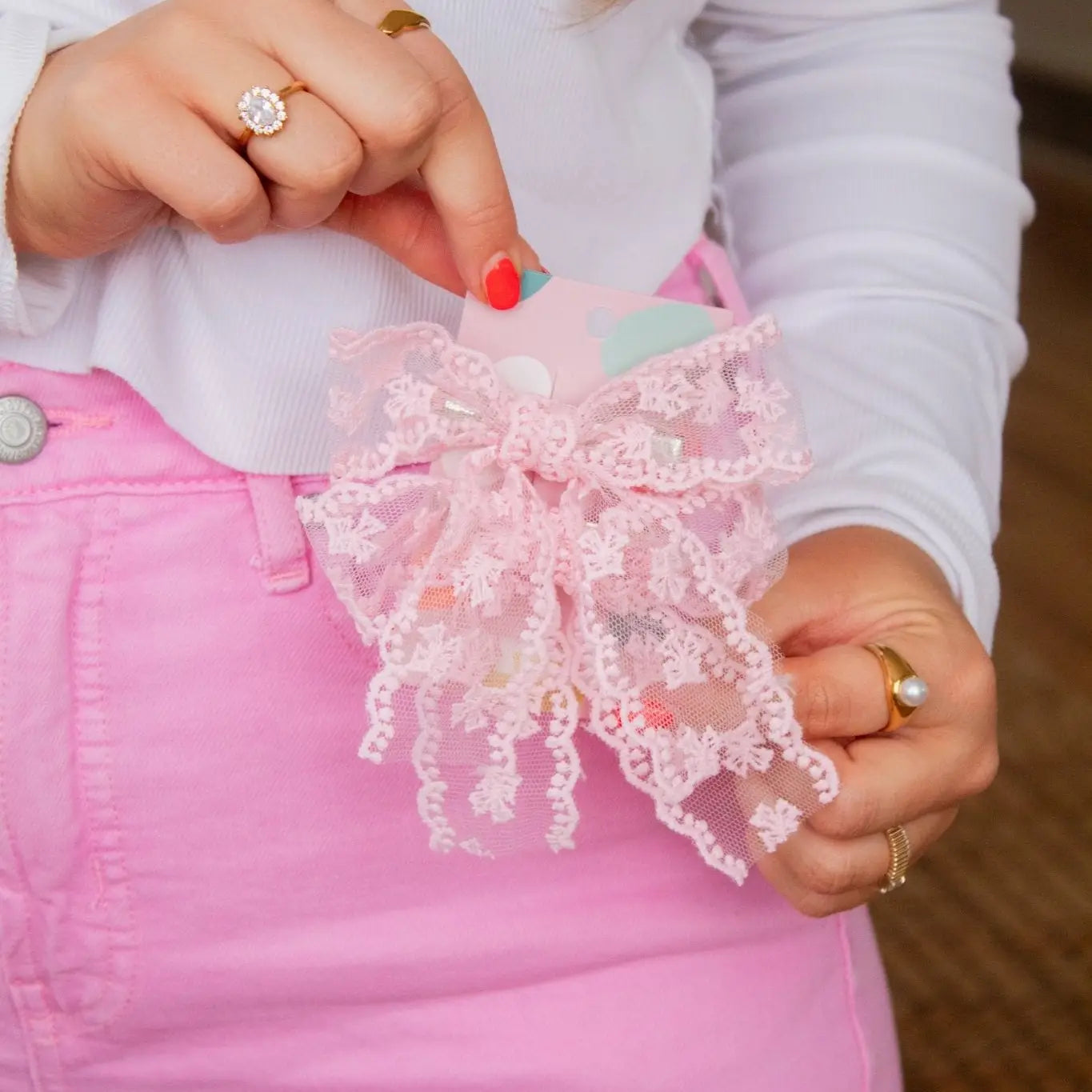 Set of two pink bows