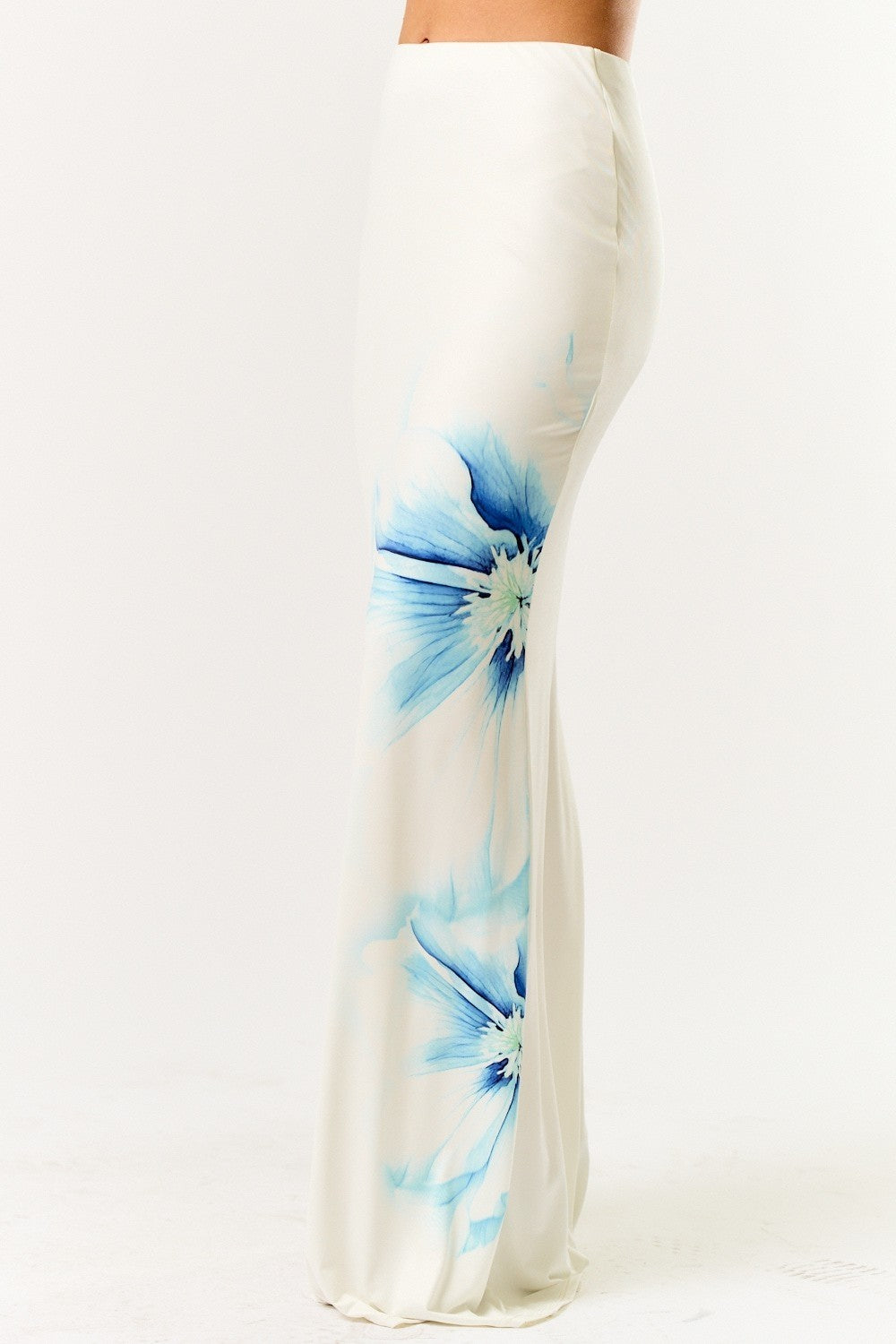 Ivory floral set
