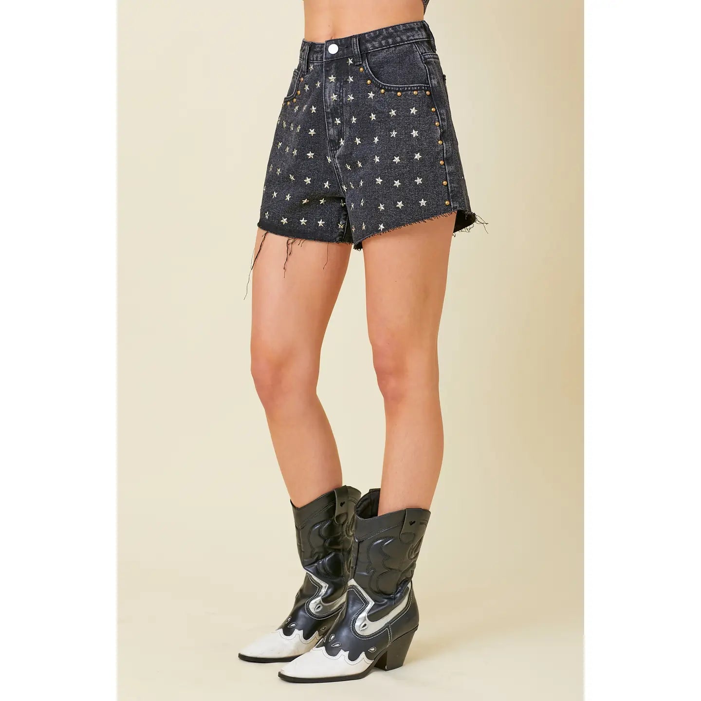 Wendy studded shorts