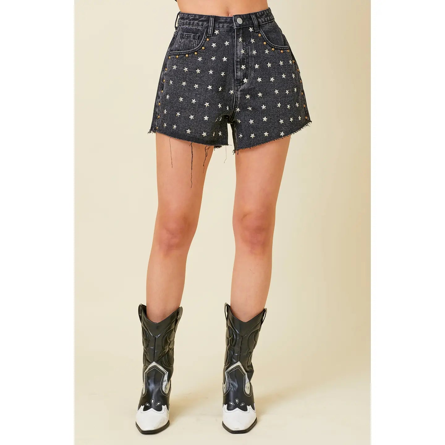 Wendy studded shorts