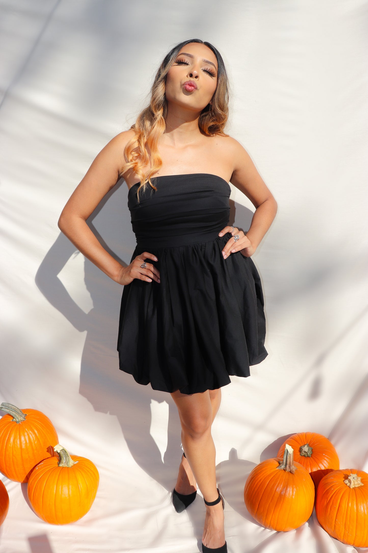 Aspen - strapless bubble hem dress